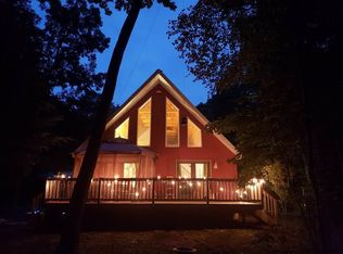 183 Manorville Rd, SAUGERTIES, NY 12477