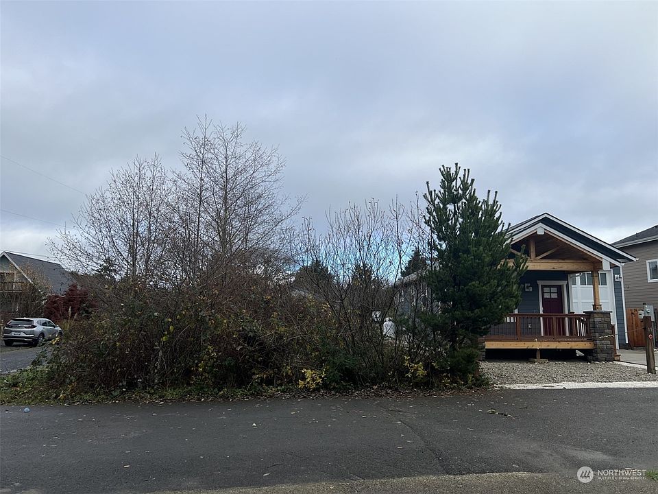 2nd image of 5 Drake Lane