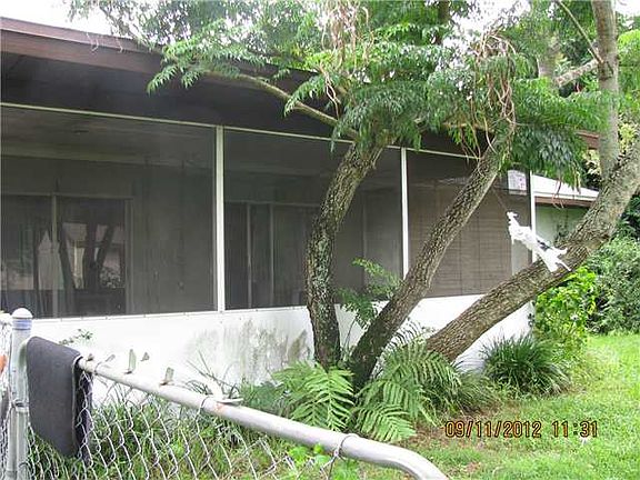2nd image of 101 11th Ave