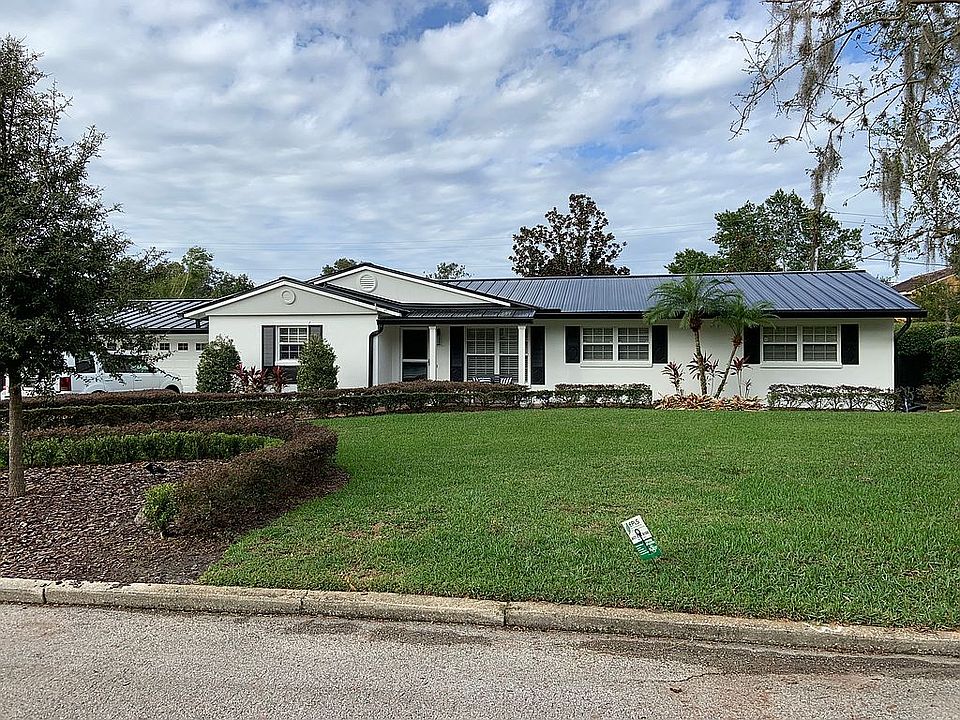 2nd image of 601 S Phelps Ave