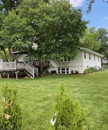 3rd image of 2306 S 91st St