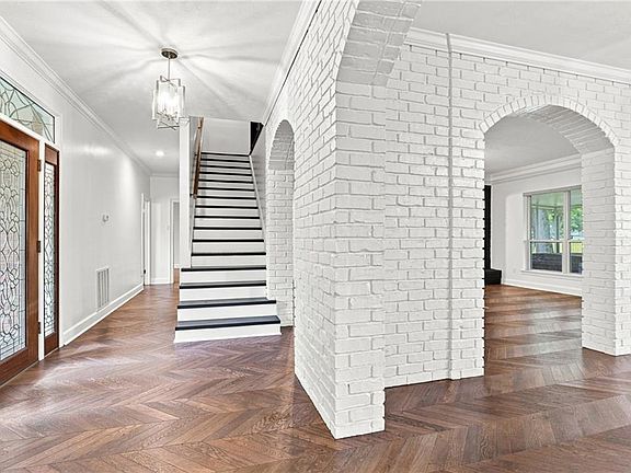 4th image of 2231 Ormond Blvd