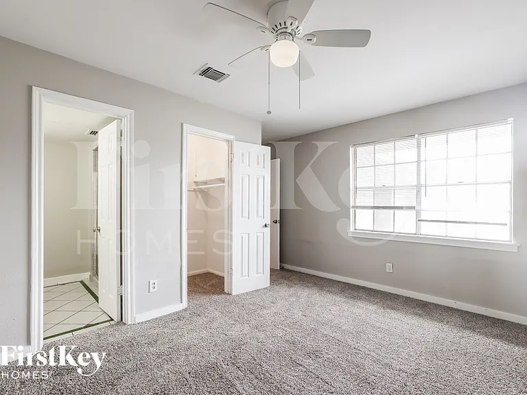 4610 Anice St — Photo 9