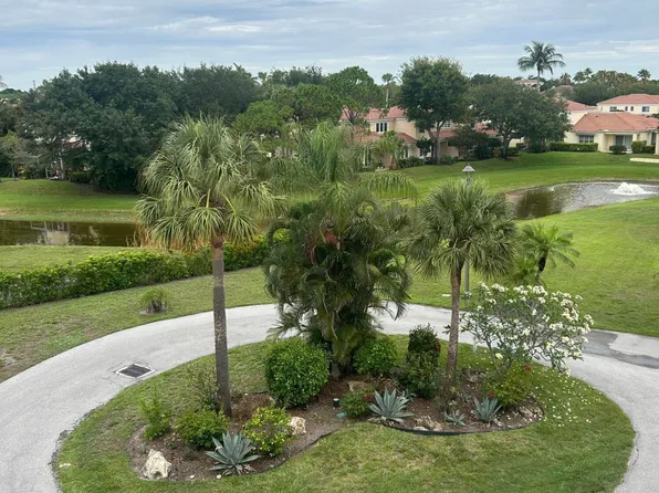 5390 NW Woodland Lakes Drive #4020, Palm Beach Gardens, FL 33418