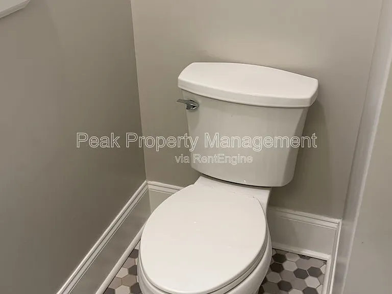 3400 Carolina Ave — Photo 12