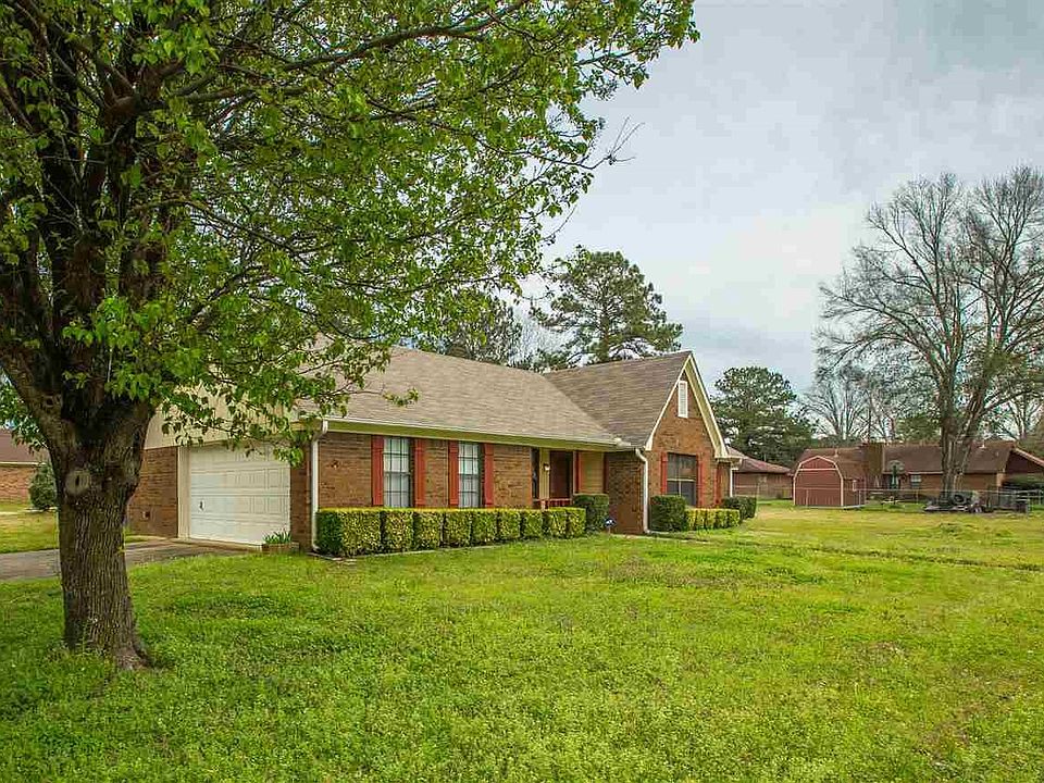 1st image of 4616 Wyndallwood Dr