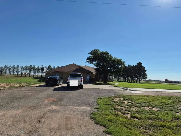 1099 County Road 305, Plains, TX 79355