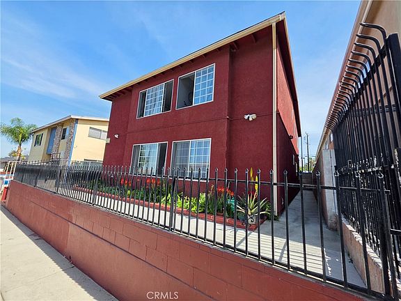 5th image of 1564 Locust Ave