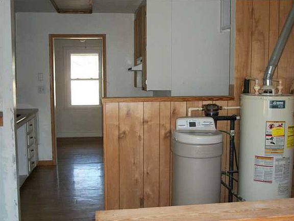 4th image of 612 Arthur St #Hud181258581