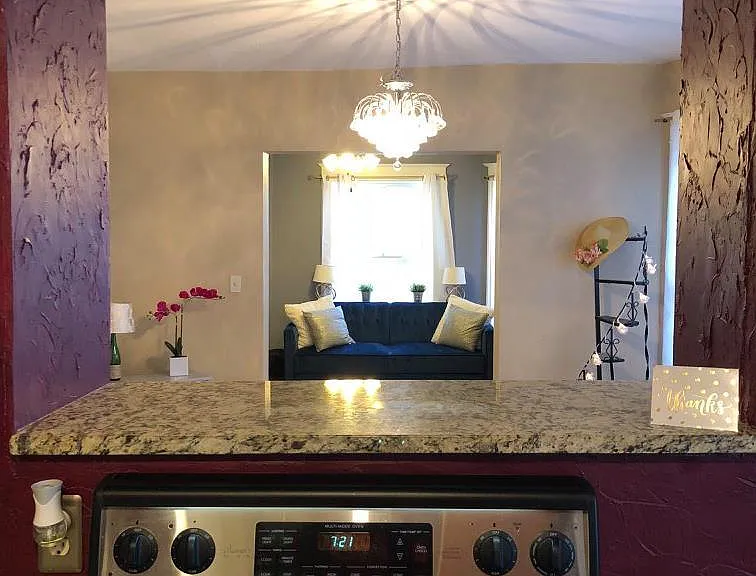 2119 E Bradford Ave — Photo 8