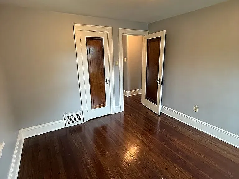 420 Grace Ave — Photo 7