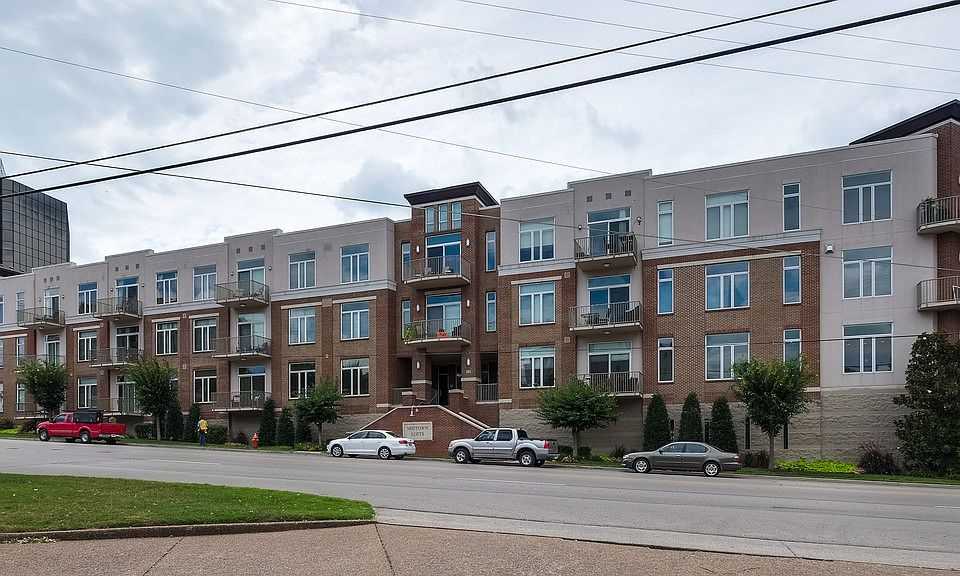 1st image of 205 31st Ave N APT 103