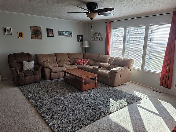 4th image of 24762 210th St