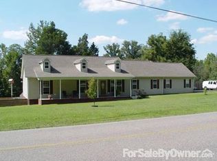 2100 Flatwoods Rd, Camden, TN 38320