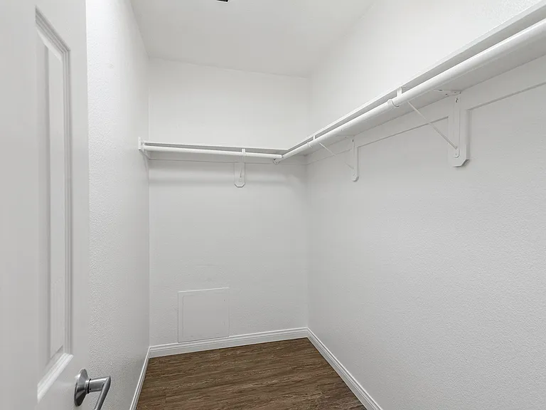 Solara Apartment Homes — Photo 35