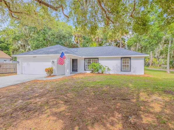 1047 Myrtle Ave, New Smyrna Beach, FL 32168