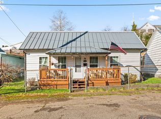 217 Pitt St, Gardiner, OR 97441