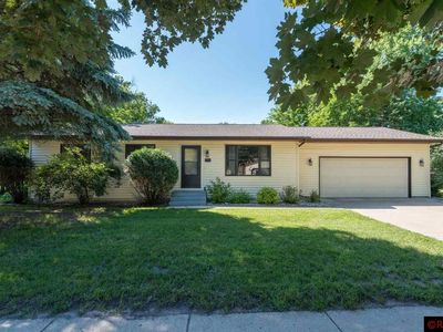 1719 Green Acres Dr, North Mankato, MN, 56003