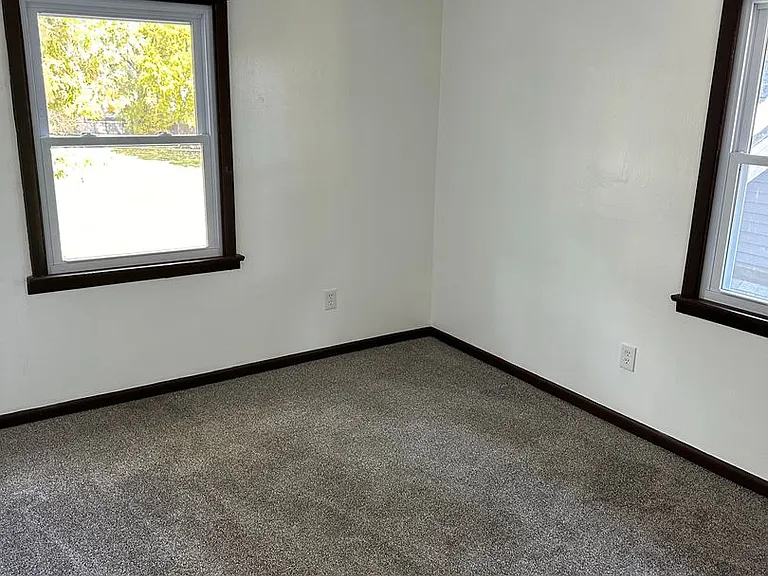 540 Holmes Ave — Photo 14
