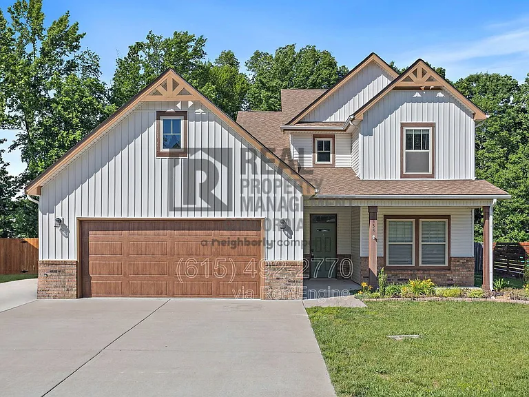 338 Crusaw Dr — Photo 1