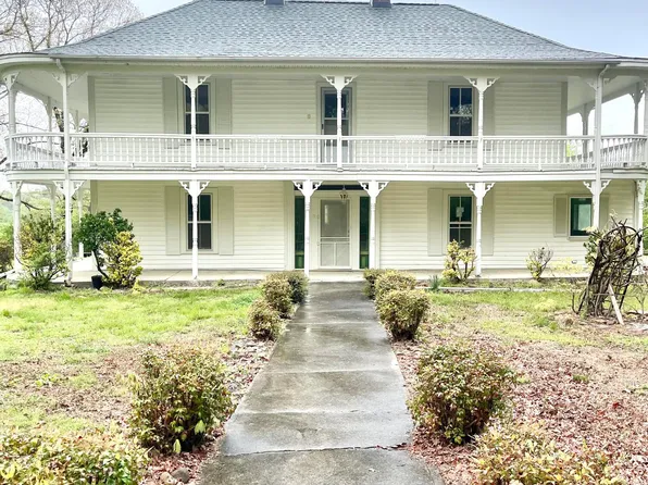 200 Memory Ln, Benton, TN 37307