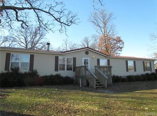 31755 Orchard Dr, Lebanon, MO 65536