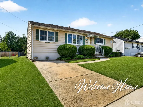 23 Monroe Ave, Carteret, NJ 07008