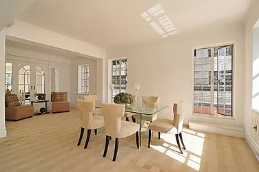 Sold by Citi Habitats