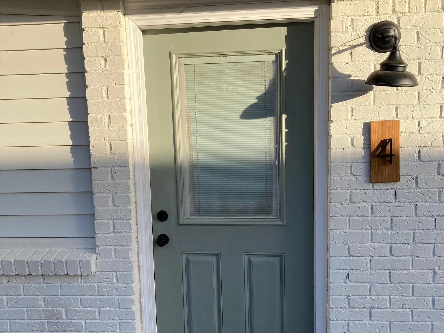 1 bed, 900 sqft, $1,125 — Photo 3