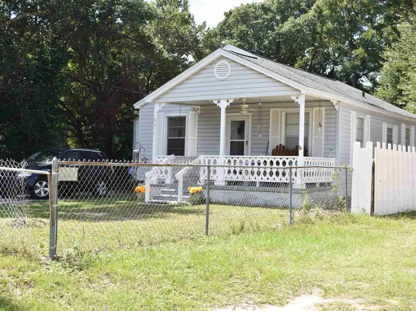 6017 Montgomery Ave, Pensacola, FL 32526