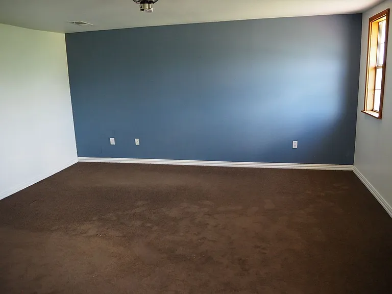 9561 Hames Rd — Photo 20