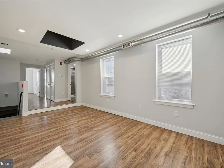 518 N 40th St #3 — Photo 4
