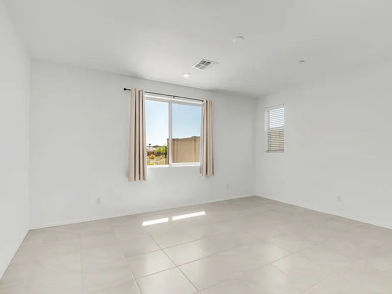 13303 W Eagle Feather Rd — Photo 14