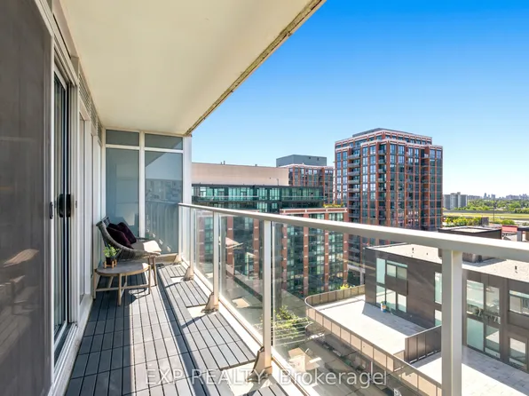 555 Wilson Ave #1108, Toronto, ON M3H 0C5