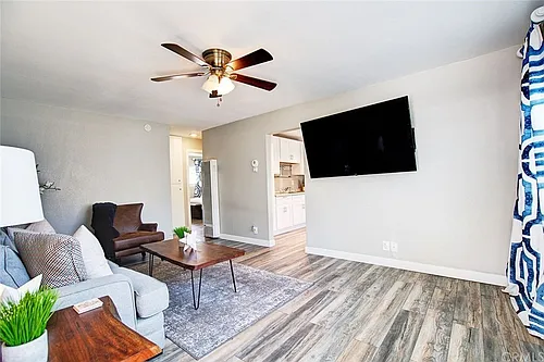 144 W Rosslynn Ave #A Photo 1