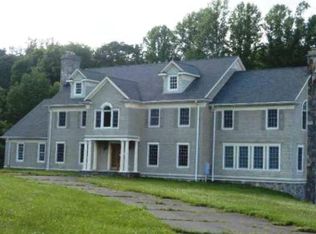 30 Abbey Rd, Easton, CT 06612