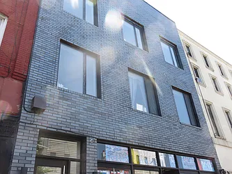 Rented by Rennit Inc.