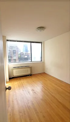 Rented by Bond New York | media 9