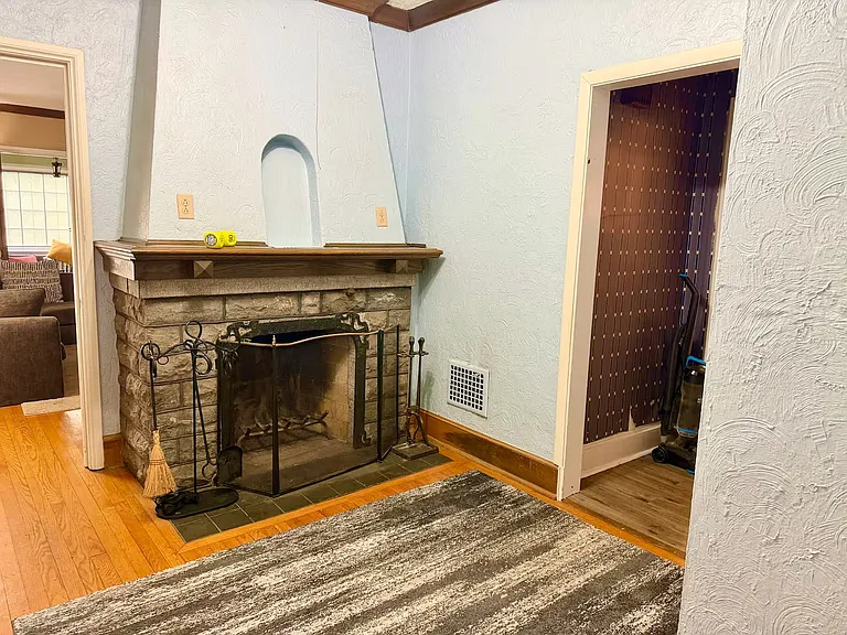401 Oak St — Photo 12