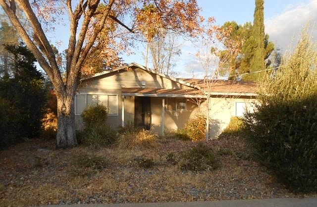 1st image of 4320 Melody Ln
