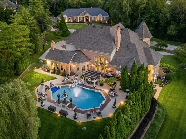 12947 Sunset Bluff Ct, Saint Louis, MO 63127