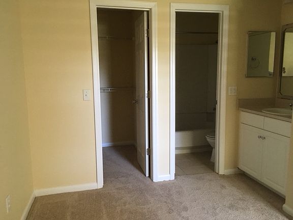 2nd image of 100 Fairway Park Blvd Unit 201-212