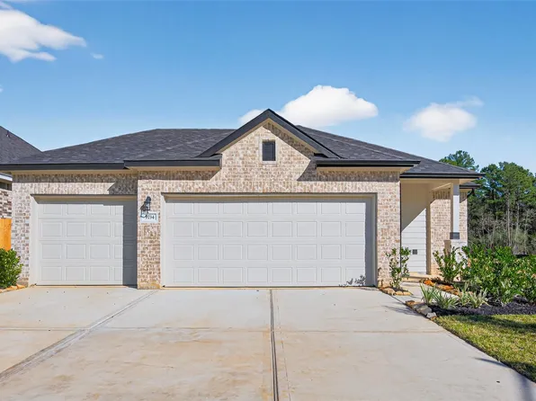 9734 Enclave Ridge Rd, Willis, TX 77318