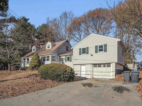 60 Baremeadow St, Methuen, MA 01844