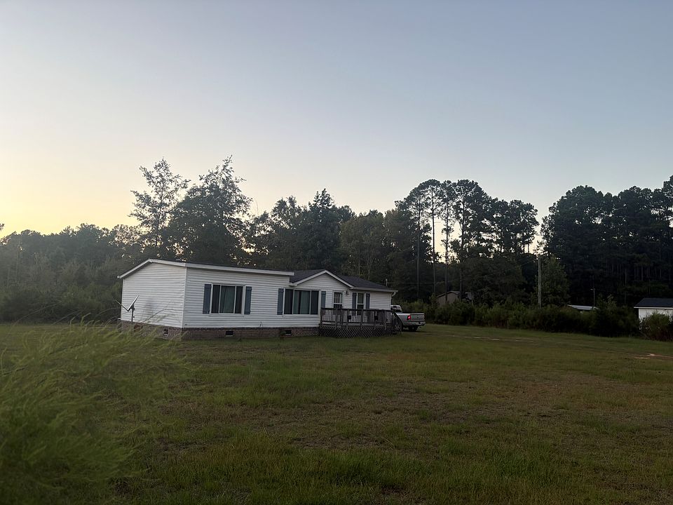 1st image of 3924 White Oak Dr