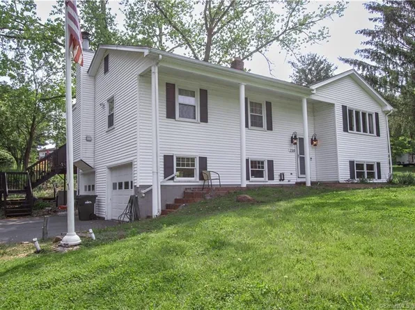 230 Hartford Avenue, East Granby, CT 06026