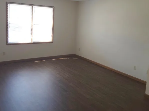 212 Stonewall Court, 212 Stonewall Ct APT 1, Nappanee, IN 46550