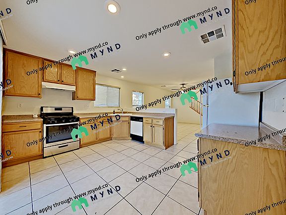 2nd image of 146 Gilliflower Ave