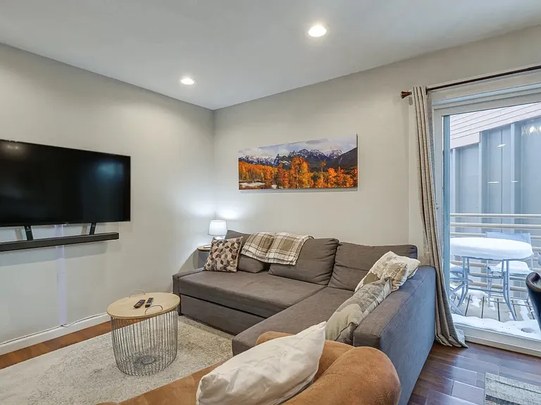 15 Granite St — Photo 8