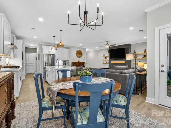 10432 Audubon Ridge Dr, Cornelius, NC 28031